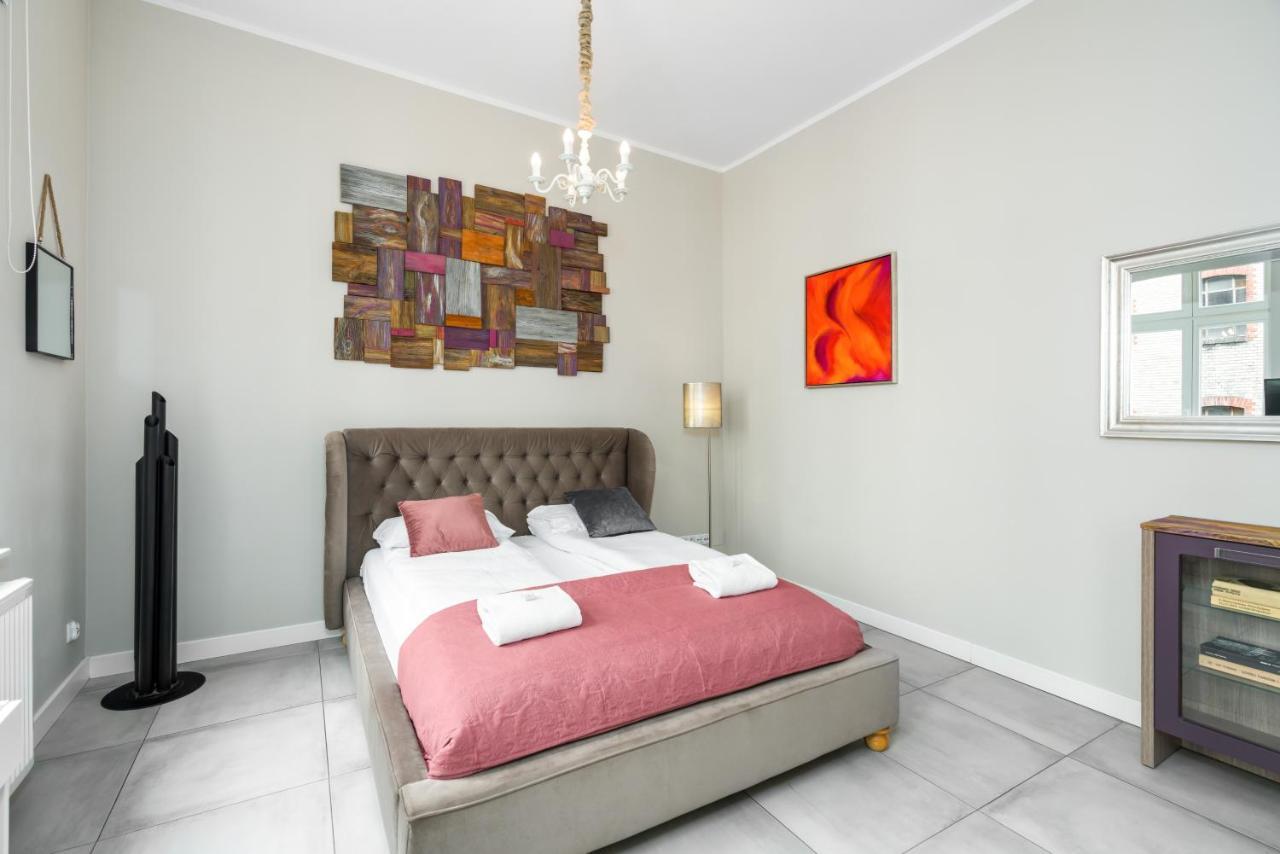 Modish Studio Poznan Old Town By Noclegi Renters Buitenkant foto