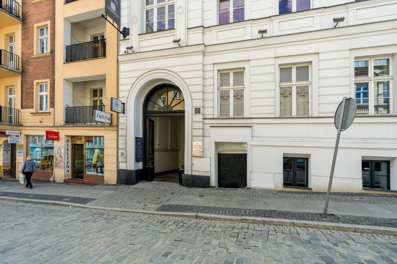 Modish Studio Poznan Old Town By Noclegi Renters Buitenkant foto