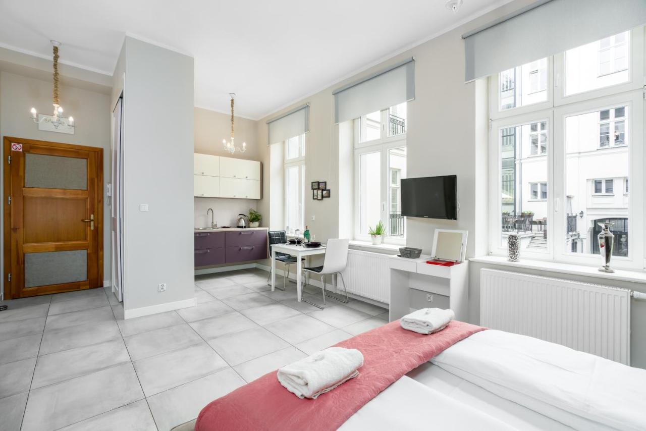 Modish Studio Poznan Old Town By Noclegi Renters Buitenkant foto