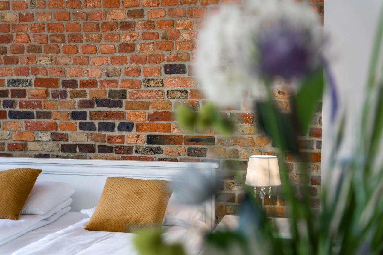 Modish Studio Poznan Old Town By Noclegi Renters Buitenkant foto